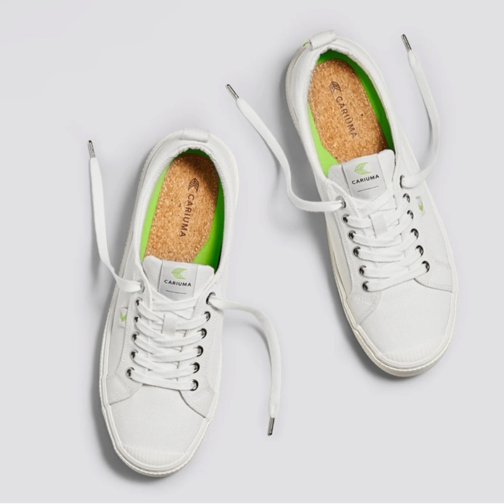 Cariuma Brazil Oca Low Top Off White Sneakers